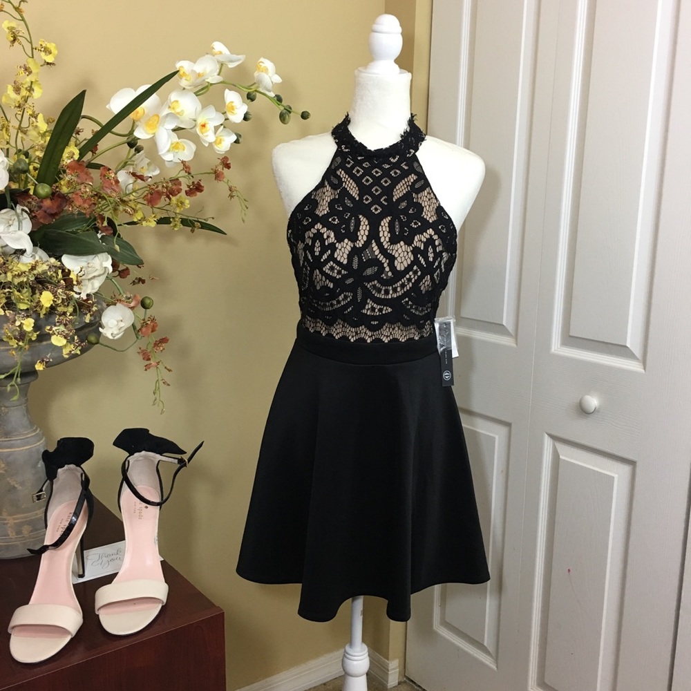 NWT As U Wish Black Lace Halter Dress Size 5 Homecoming Cocktail Formal Party